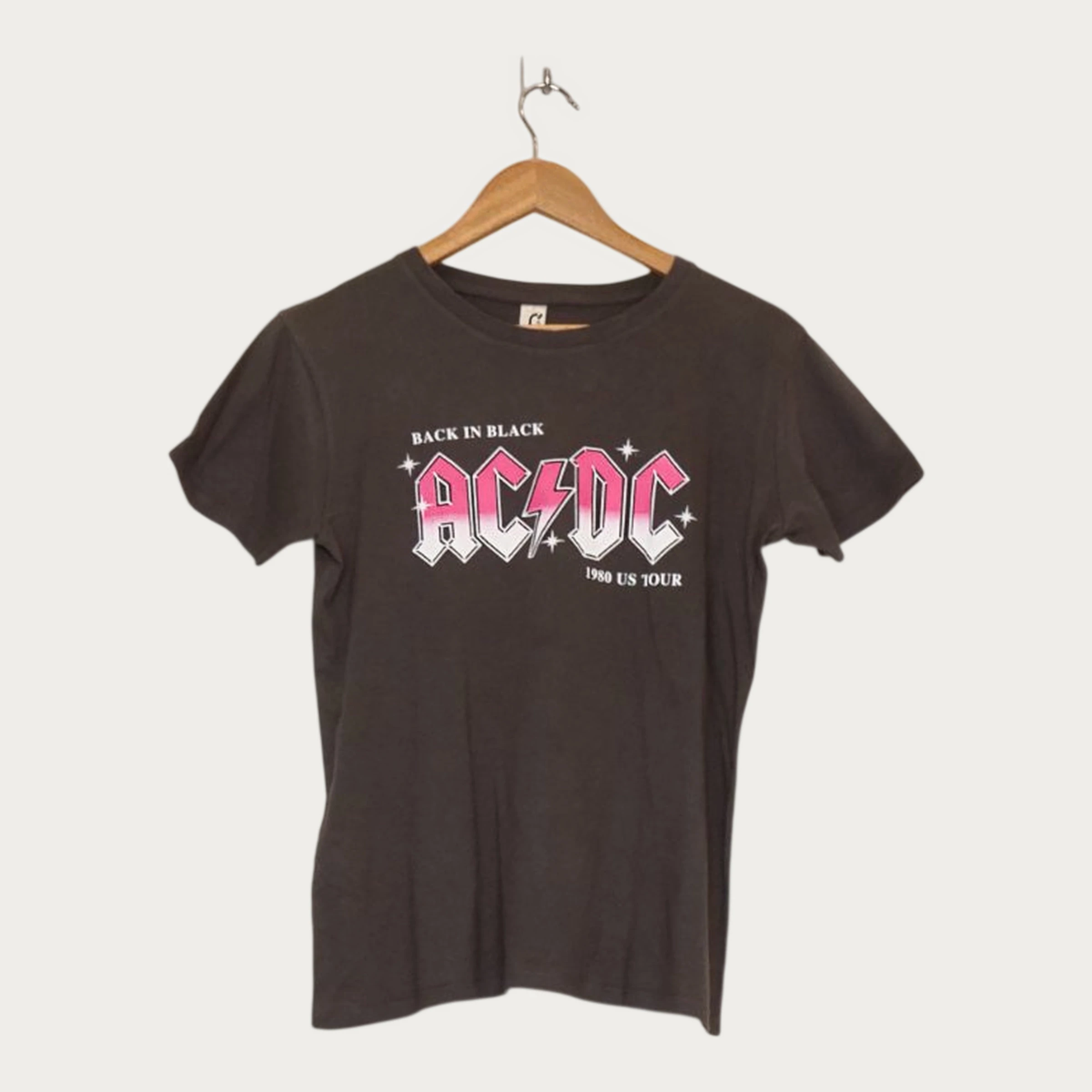 T-shirt sol's